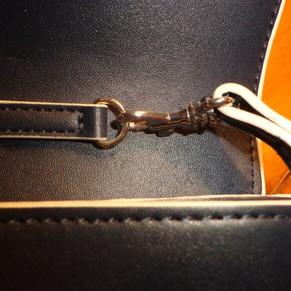 NWOT VERA BRADLEY SATCHEL Navy/White Snap Closure Zip Pouch - Picture 4 of 11